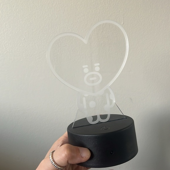 BT21 TATA LED Lamp - Picture 3 of 6